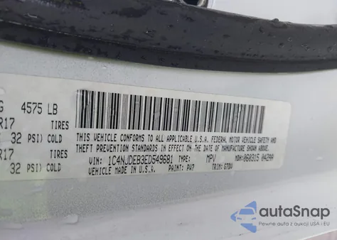 2014 Jeep Compass Latitude z USA, uszkodzony, nr VIN 1C4NJDEB3ED549681